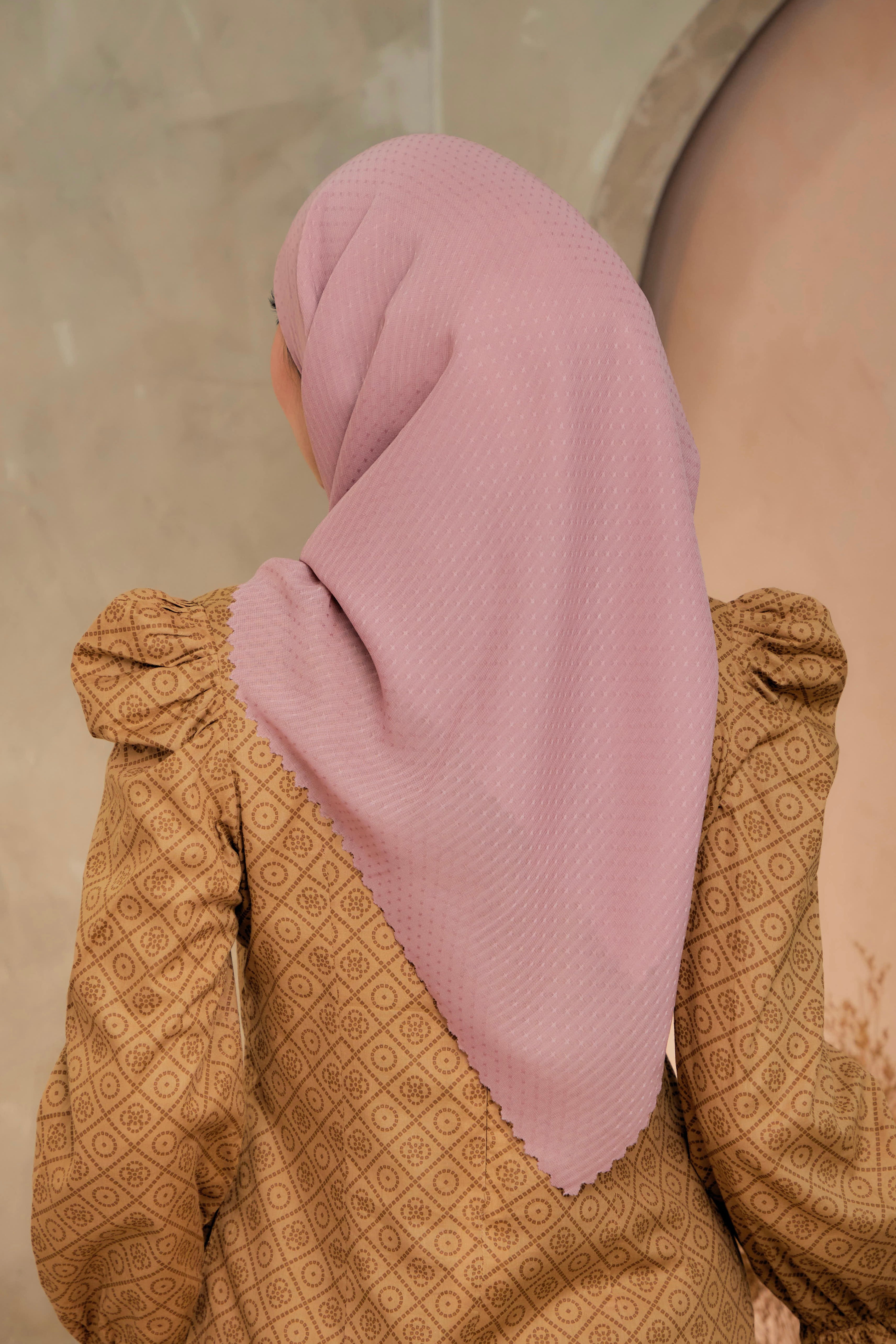 BASIC PINK