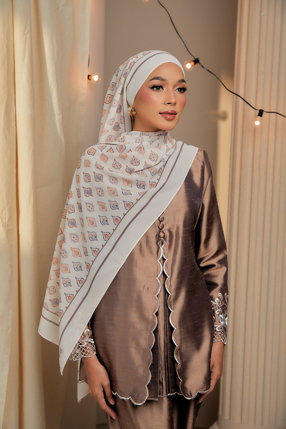 CAMELIA BURNT ORANGE