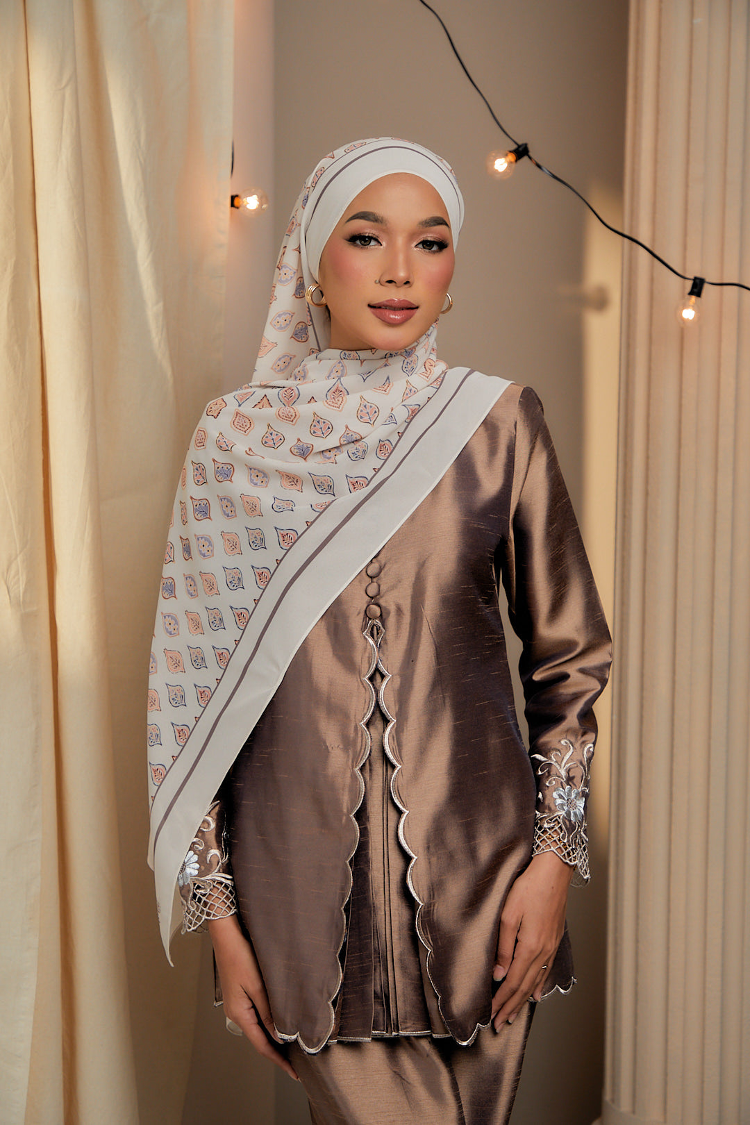 CAMELIA BURNT ORANGE