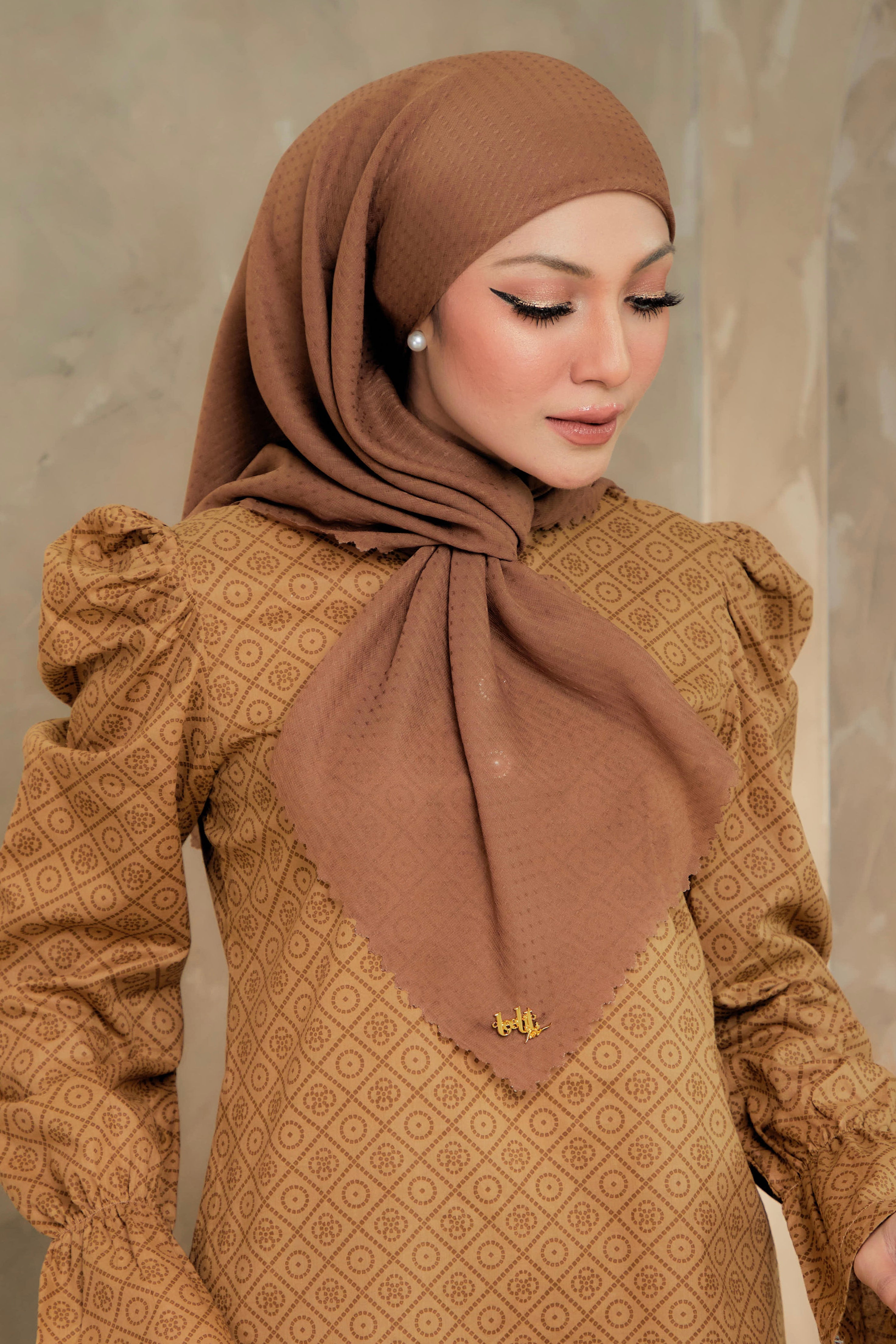 BASIC BROWN