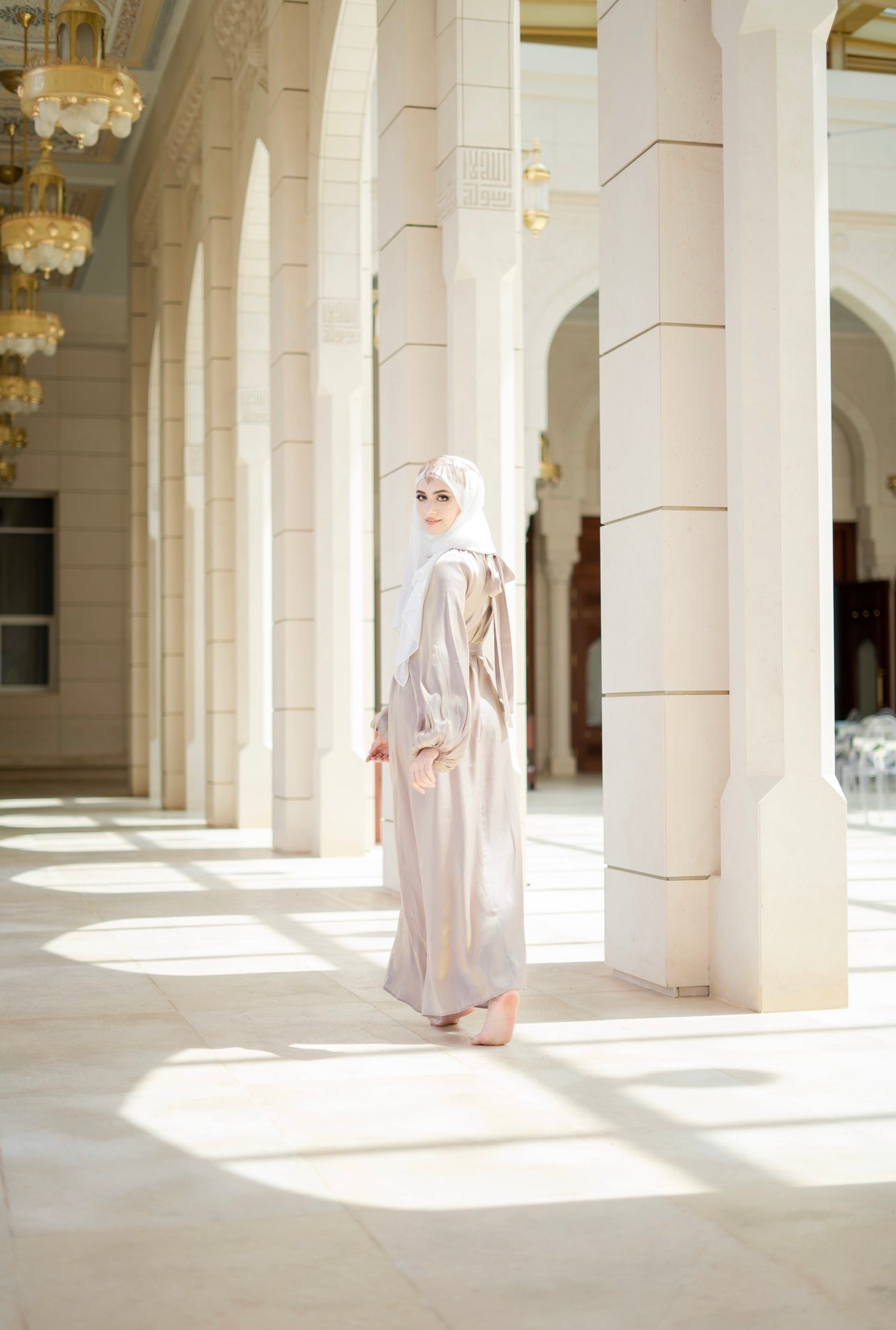 ABAYA NUDE