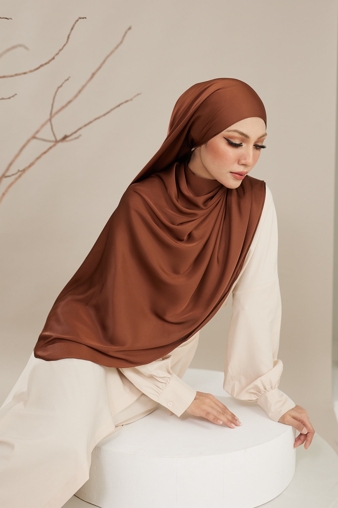 PLAIN- BROWN