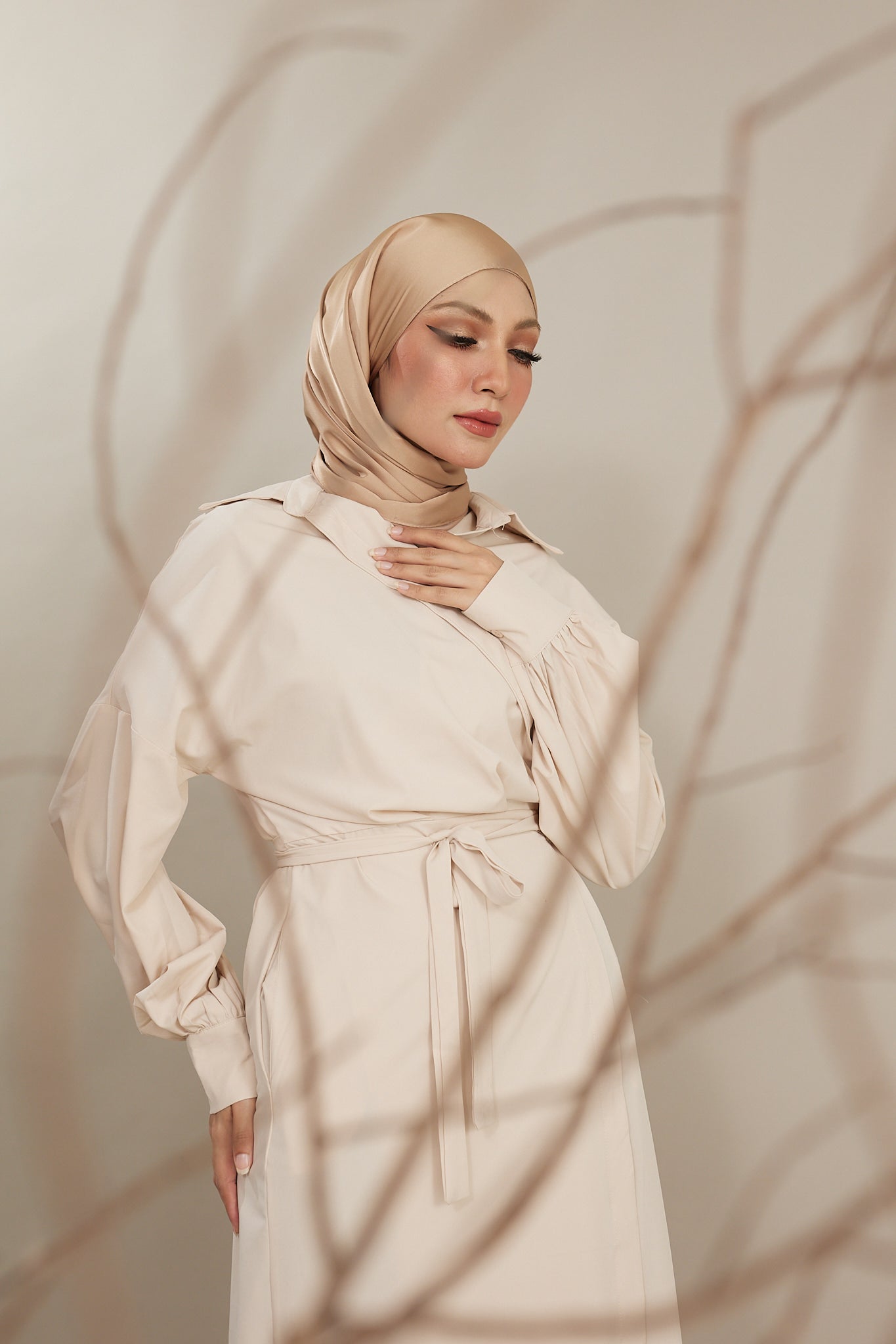 PLAIN- BEIGE