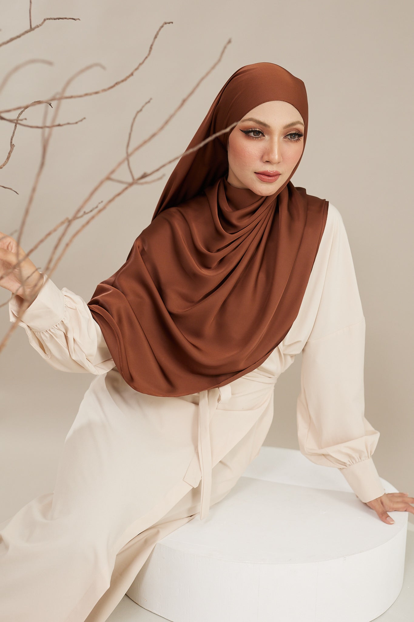 PLAIN- BROWN